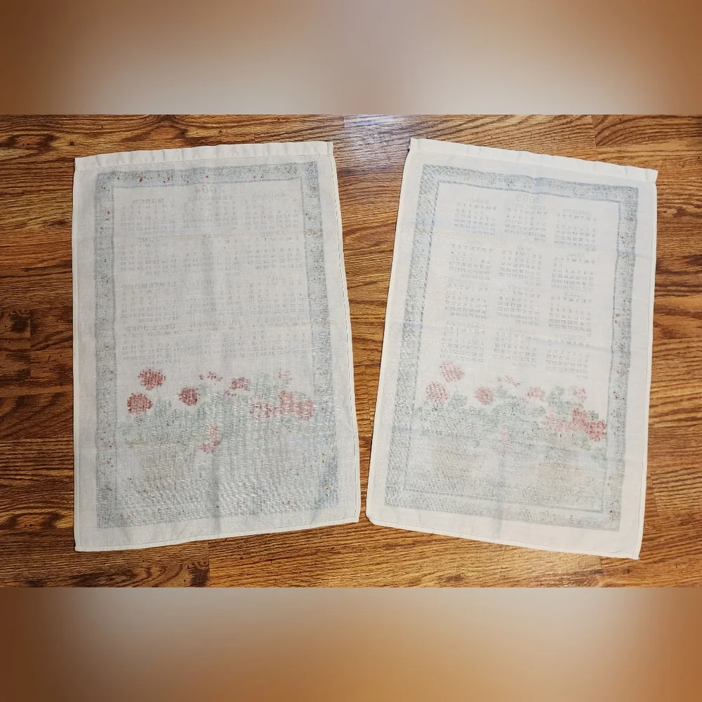 Vintage Collectible Set of 2 Calendar Linen Tea Towels 2004 & 2005 Red Flowers